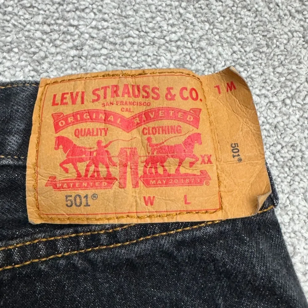 Levi's 501 Original Fit Straight Leg Button Fly Denim Jeans Men 48x34 Tall Black